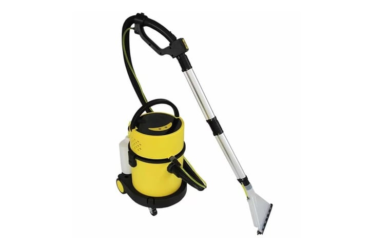 MAXBLAST-Wet-and-Dry-Vacuum-Cleaner-2