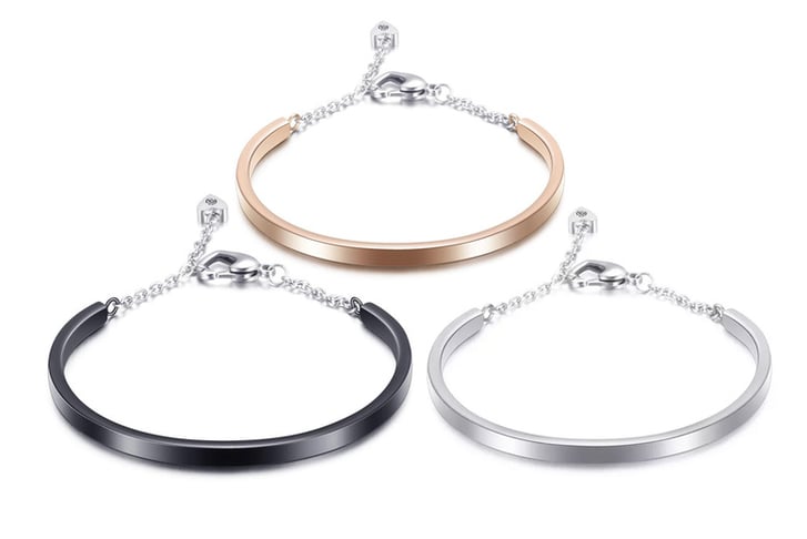 Eira-Wen-Astrid-Bangle-1