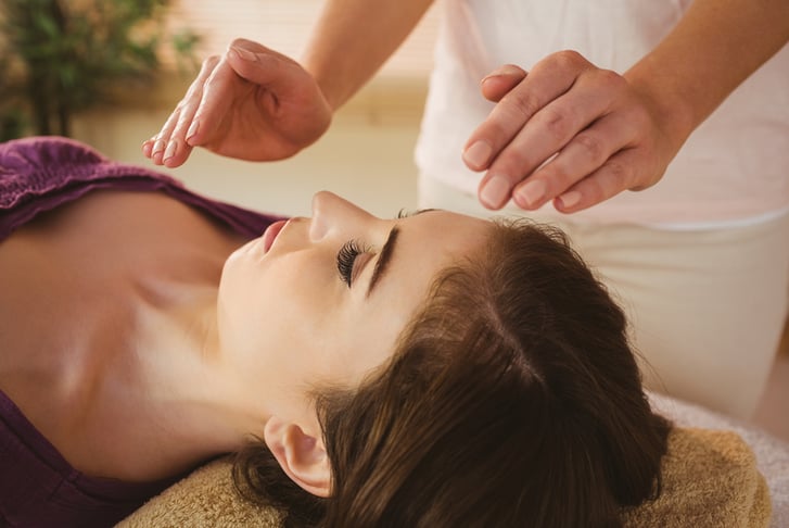 Reiki Healing Session - Mind Body Soul Therapist - Manchester