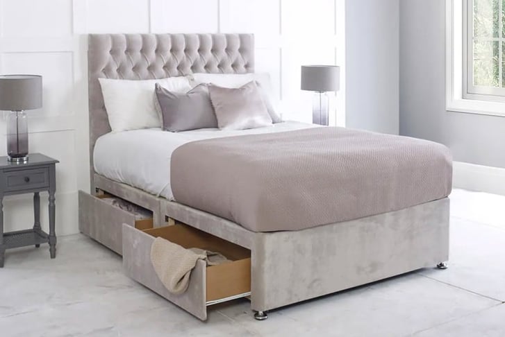 Chesterfield-Divan-Bed-With-Mattress-and-Headboard-1