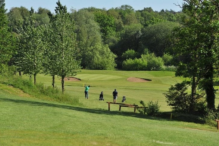 18 Holes of Golf With a Coffee and Bacon Bap