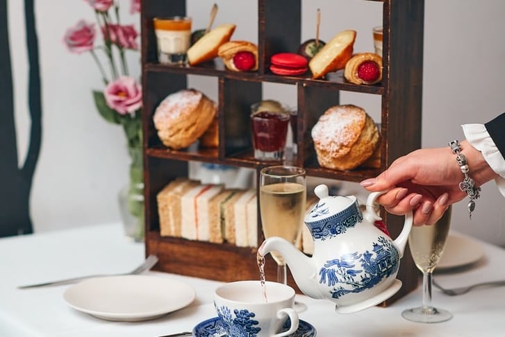 4* The Wesley Hotel Afternoon Tea For 2, Euston