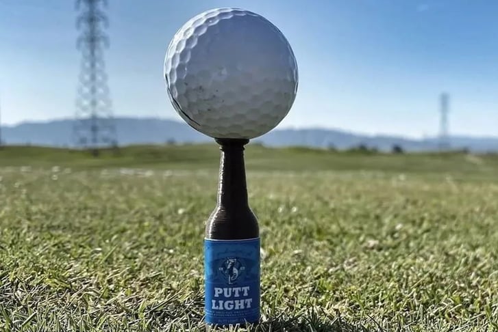 Mini-Beer-Bottle-Golf-Tees-Set-2