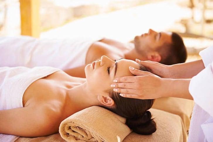 Couples Massage - House Of Evelyn - Southport
