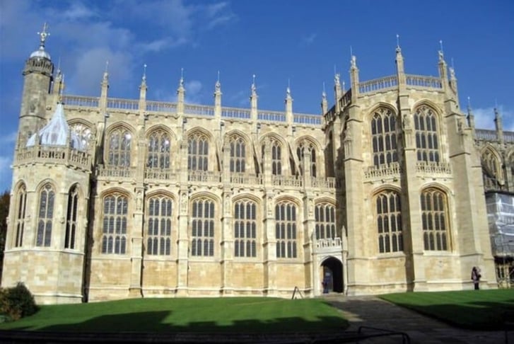 Windsor, Bath & Stonehenge Coach Tour - Golden Tours