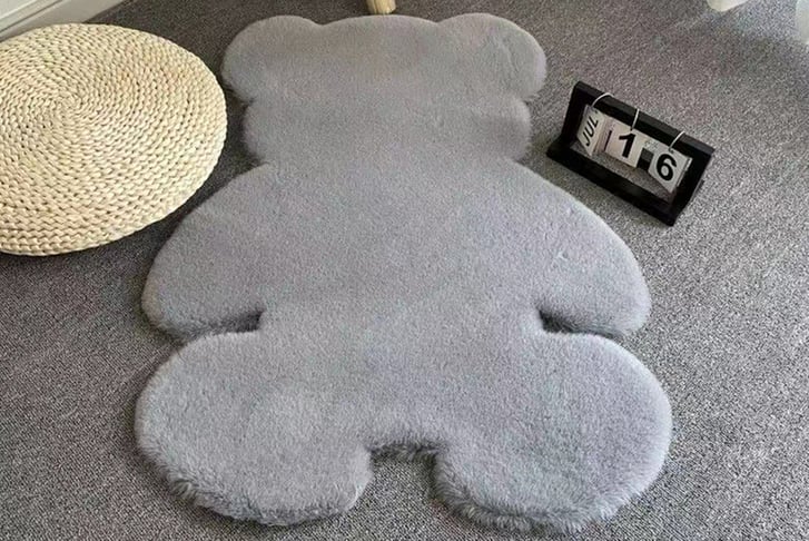 Faux-Fur-Cute-Bear-Shaped-Rug-6