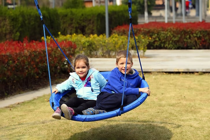 Kids-Garden-Swing-1