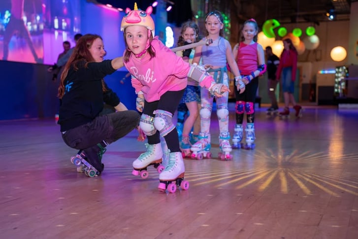 Kid or Adult Roller Disco Session - 2 Options (4)