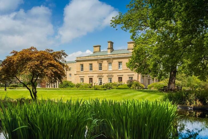 4* Oulton Hall Luxury Spa Day: Treatment, Spa Access, Lunch and Prosecco