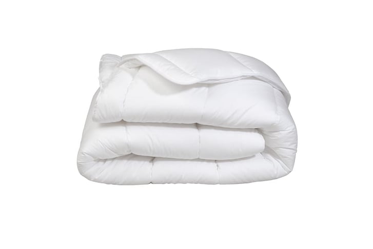 Hypoallergenic-Temperature-Regulating-Duvet-2