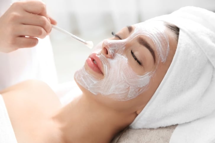 Exfoliating Chemical Peel with LED Light Therapy & Facial Massage, London Deal