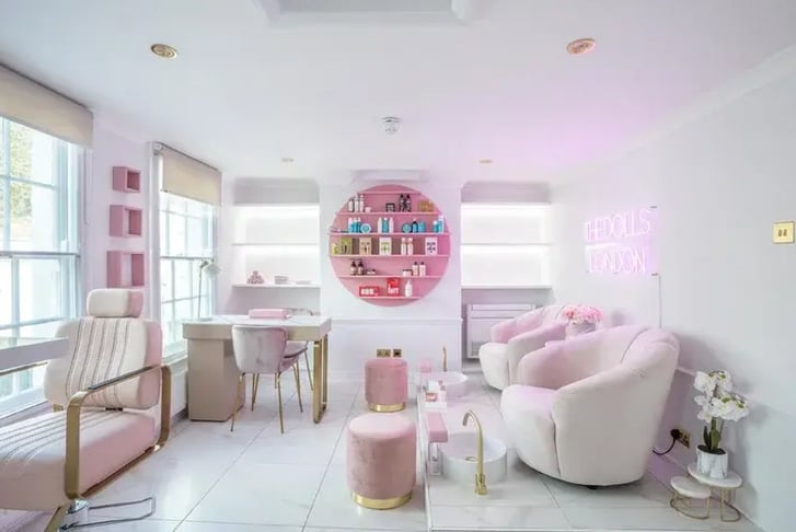 pink spa 2