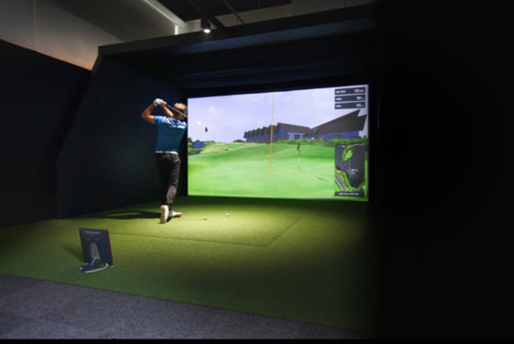 1-Hour 1-2-1 Golf Lesson with PGA Professional in Rochdale