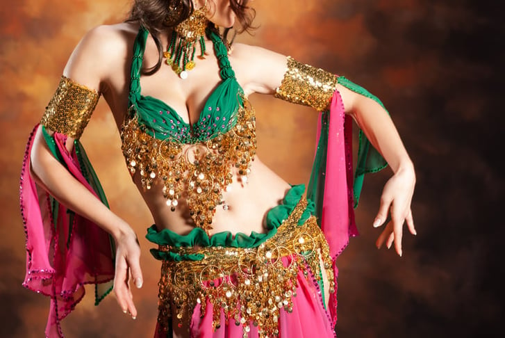 3-Course Dinning & Wine/Beer & Cultural Belly Dancing Experience