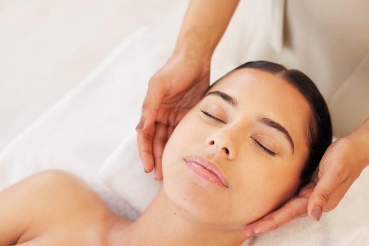 30 or 60 Min Mother's Day Head Spa w/ Goody Bag & £10 Voucher - Up to 2 - Leyton
