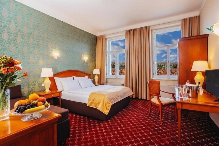 Saint Geoge Bedroom