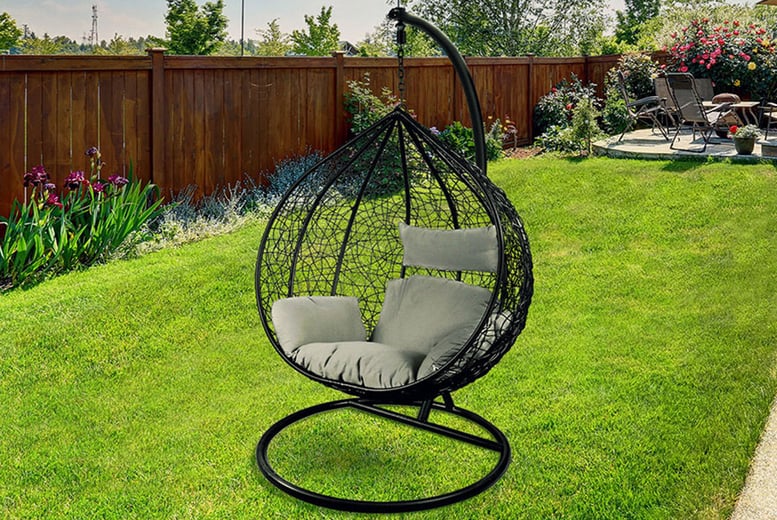 Black garden 2024 egg chair