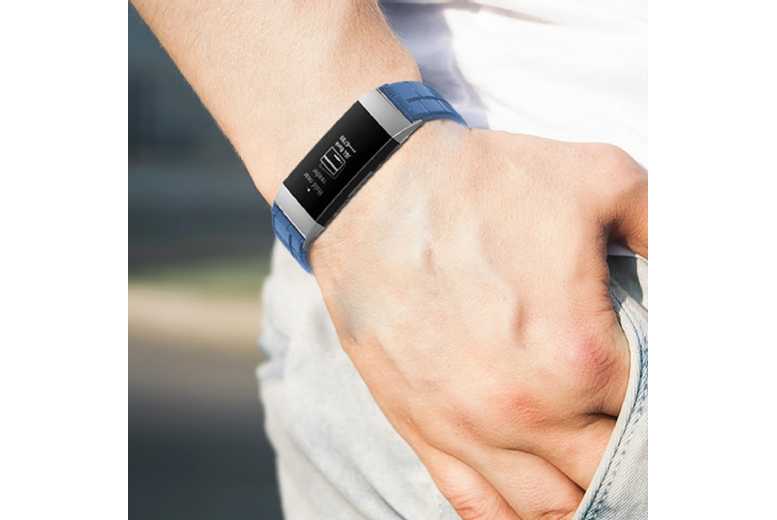 Fitbit leather 2024 band charge 3