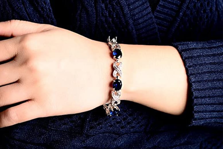 Deal-ID-22947614-Blue-sapphire-bracelet-love-and-kisses-4