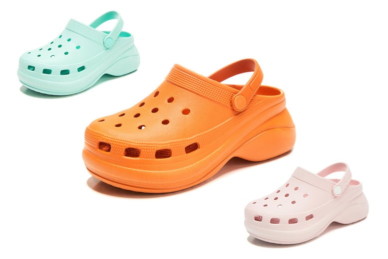 Womens best sale orange crocs