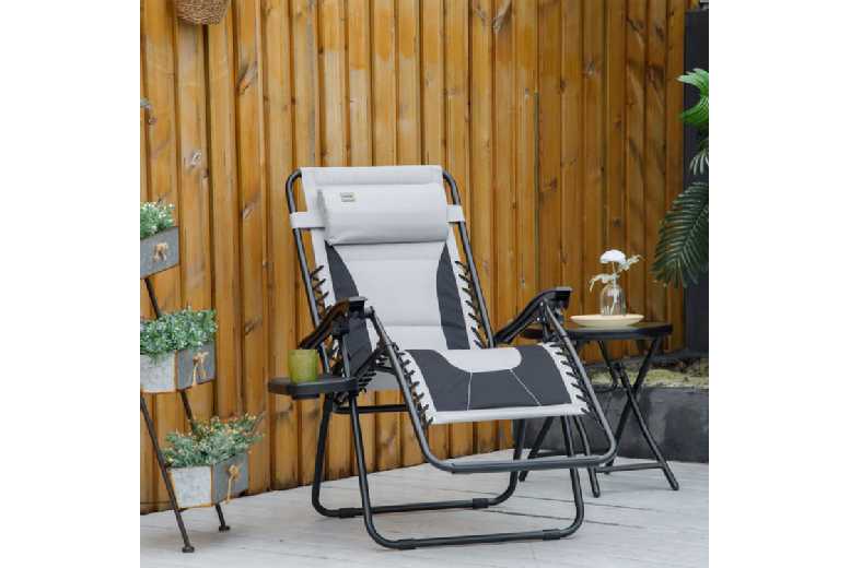 Wowcher zero deals gravity chairs