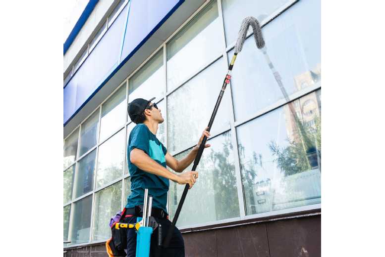 Adjustable Telescopic Car Wash Mop Offer - Wowcher