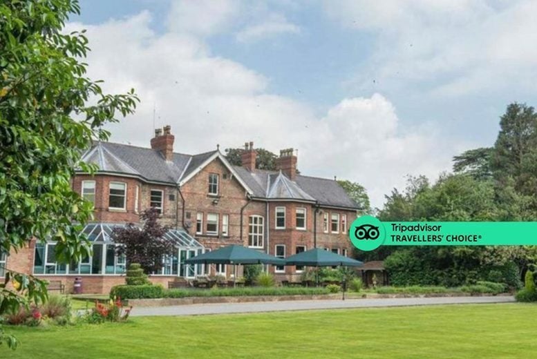 Entry to York Birds of Prey Centre for Two Adults and Two Children