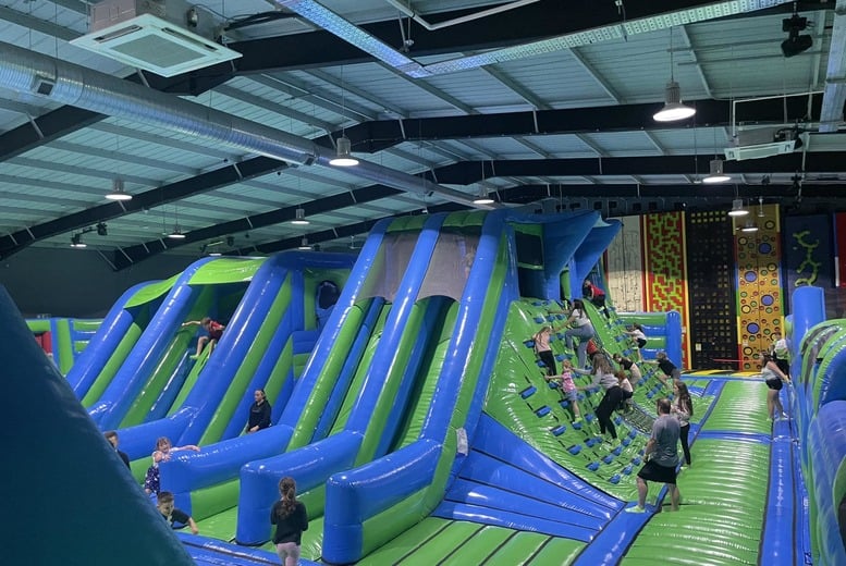 Innoflate Inflatable Theme Park: 1-Hour Bounce Session - 6 Locations incl. new Glasgow Venue