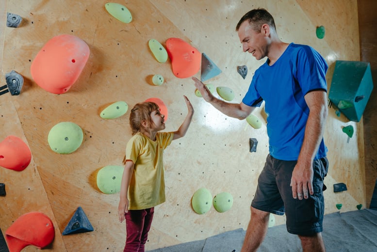Kids Ropes & Bouldering Session in Loughborough 