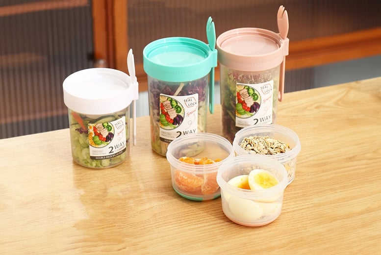 Portable Fruit and Vegetable Salad Cup Container with Fork and Salad  Dressing Holder, Fresh Salad to Go Container Set, Use This Bowl for Picnic,  Lunch to Go, Made with Plastic Bottle, Eat