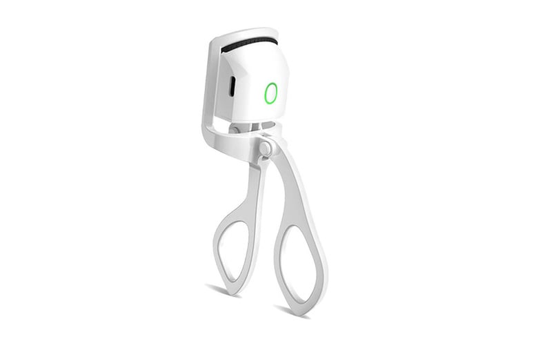 Rechargeable-Electric-Heated-Eyelash-Curler-with-Sensing-Heating-Silicone-Pad-2