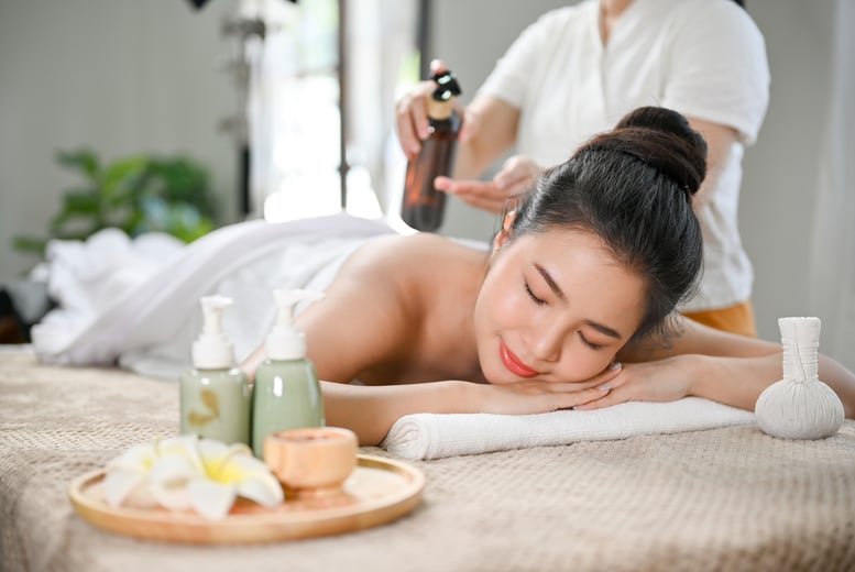 Full Body Massage & choice of Facial or Indian Head Massage