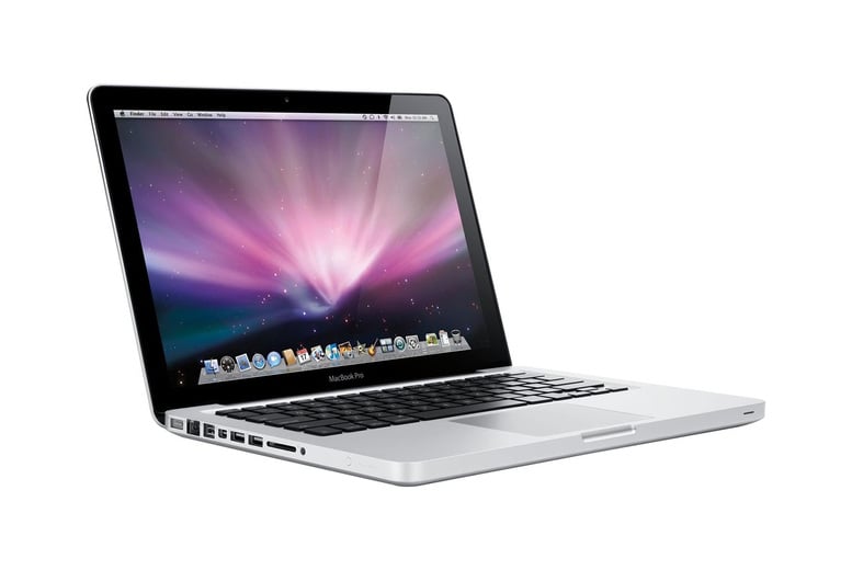 Apple MacBook Pro 13.3” - 4GB RAM & 500GB SSD