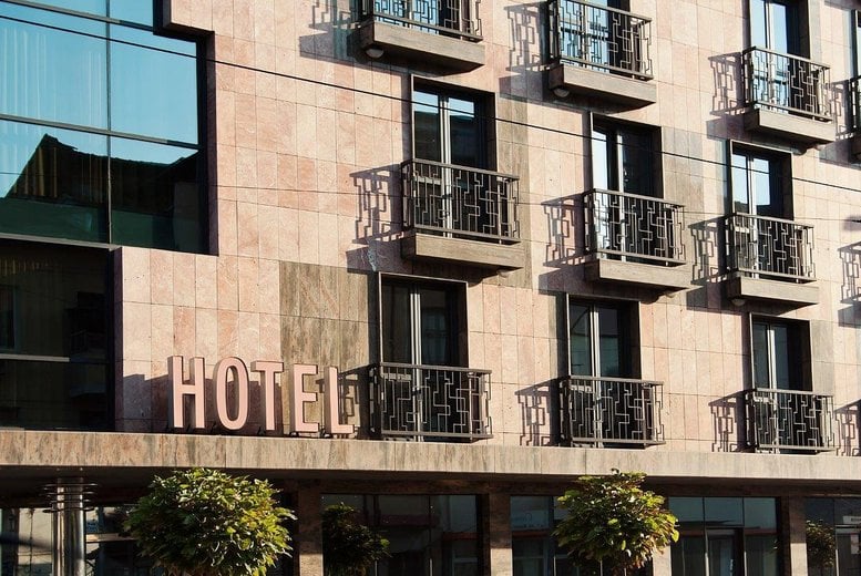 facade-budapest-hotel