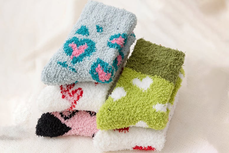 5-Pairs-Love-Printed-Mid-Tube-Socks-Warm-Floor-Socks-6
