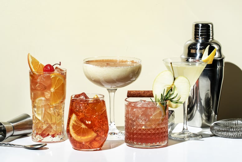 90 Min Cocktail Masterclass with 4 Cocktails & Pizza